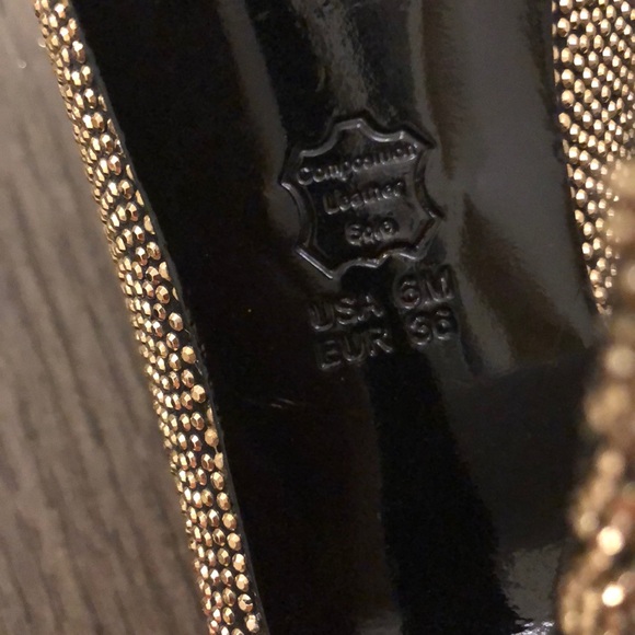 Nina’s Woman’s pumps - Picture 7 of 7